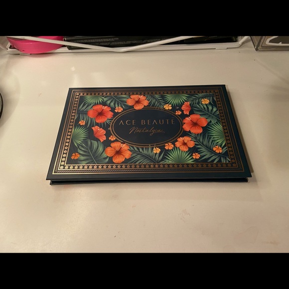 Ace Beautē Nostalgia - Picture 2 of 3